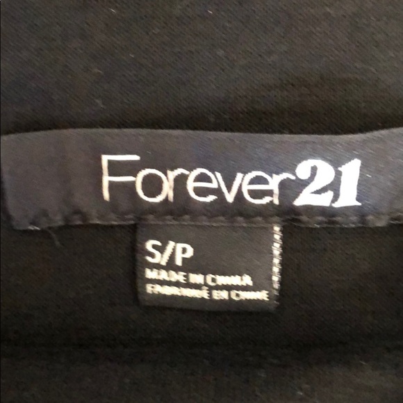 Black sequin fitted dress with mesh collarbone - Picture 2 of 3